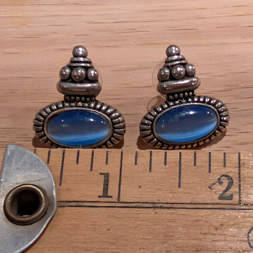 Source Unknown Silver And Blue Oval Earrings - image 3